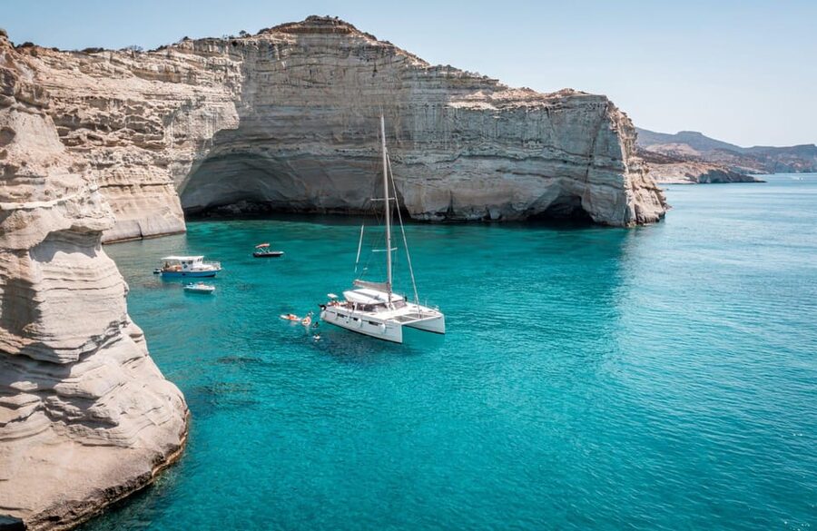 Milos: Full Day Luxury Catamaran with Full Meal & Open Bar - Key points at a glance