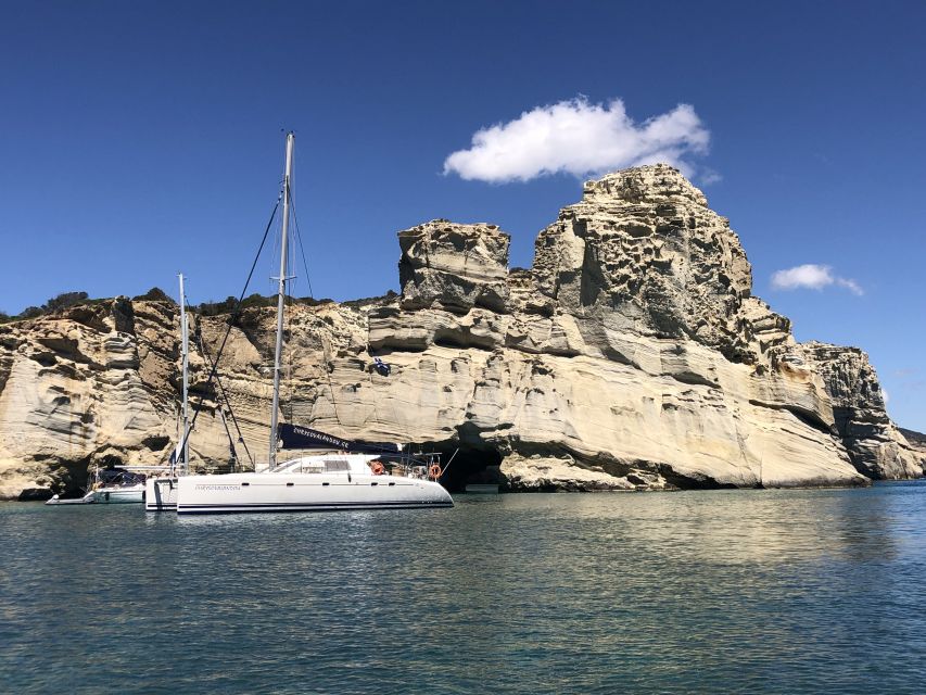 Milos: Half-Day Morning Catamaran Cruise to Kleftiko - The catamaran, music, and group size