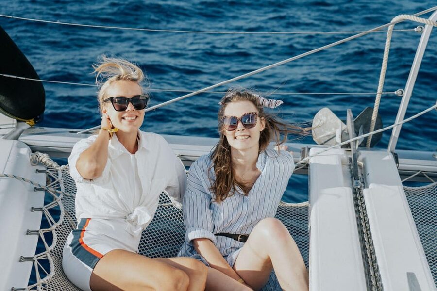 Milos: Kleftiko Morning Catamaran Cruise with Lunch & Drinks - Kleftiko gives you time to swim and snorkel