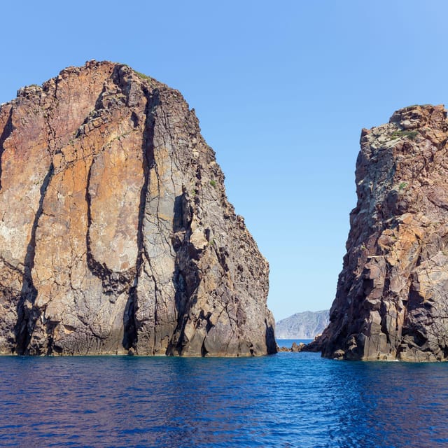 Milos: Kleftiko Semi Private Sailing Cruise with Lunch - Kleftiko, the main event