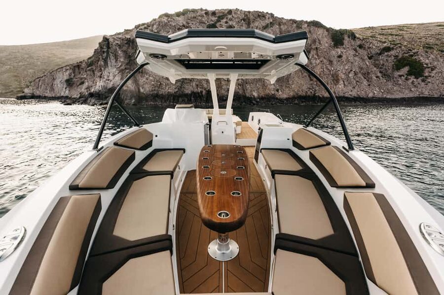 ❖ Milos: Private Yacht Tour—Kleftiko Sarakiniko Poliegos - Price, fuel, and who gets good value