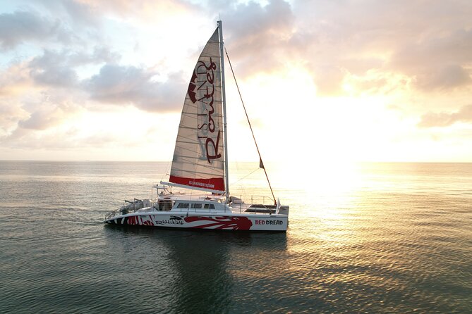 Montego Bay: Reggae Sunset Catamaran Cruise - The catamaran ride and the Montego Bay coast