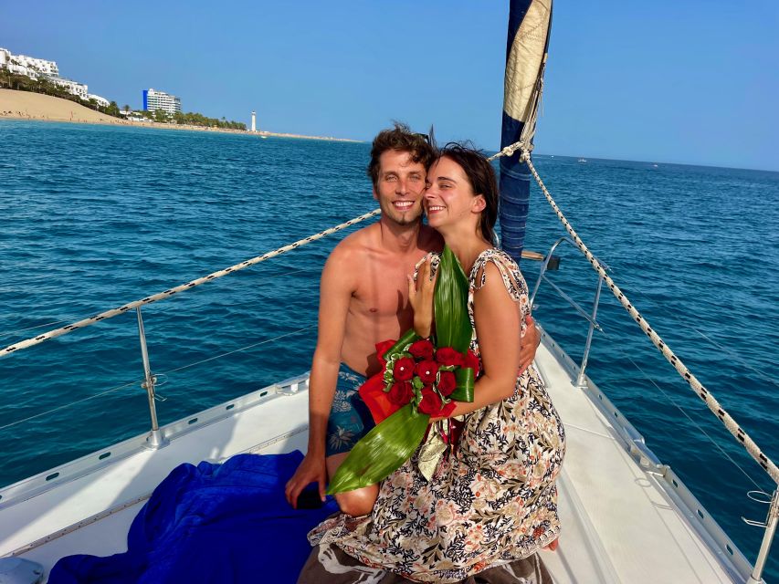 Morro Jable: Sailing Boat Excursion with Food and Drinks - What the sea conditions can feel like