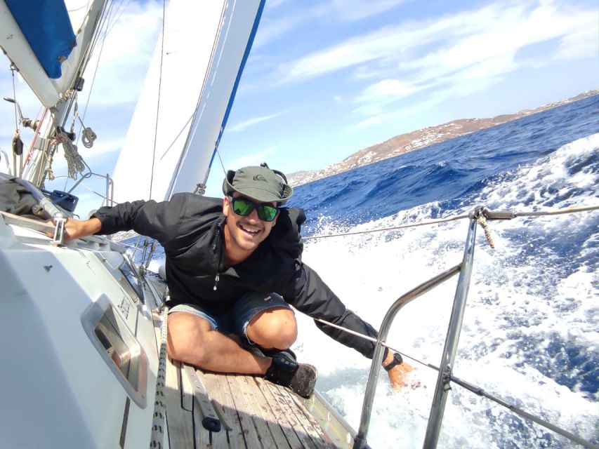 Mykonos: Delos and Rhenia Full-Day Sailing Cruise with Meal - Rhenia: clear water and a long lunch stop