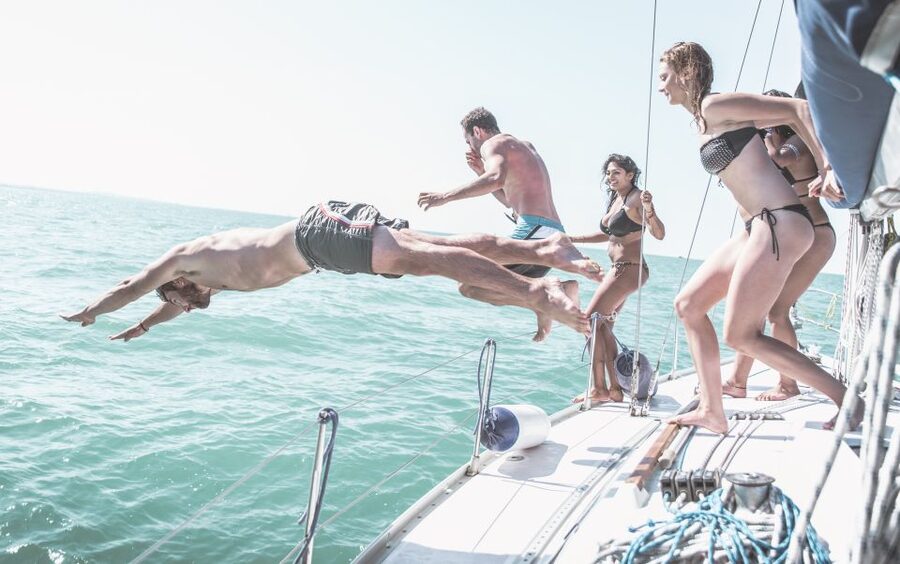 Mykonos: Delos and Rhenia Full-Day Sailing Cruise with Meal - Who will get the most from this day
