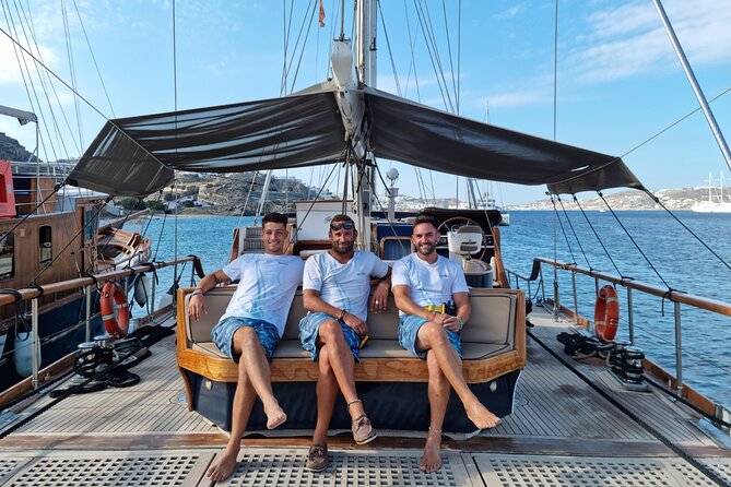 Mykonos Sail Cruise to Rhenia, Guided Tour of Delos, Lunch&Drinks - Why this Mykonos sailing trip works so well