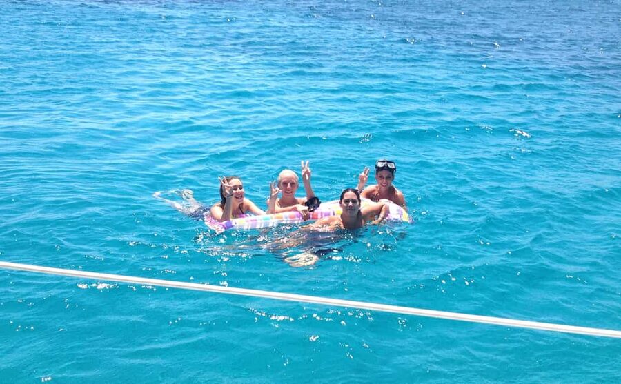 Mykonos: Sunset Sail Cruise to Rhenia, Beach Hopping, Dinner - What the five-hour schedule feels like