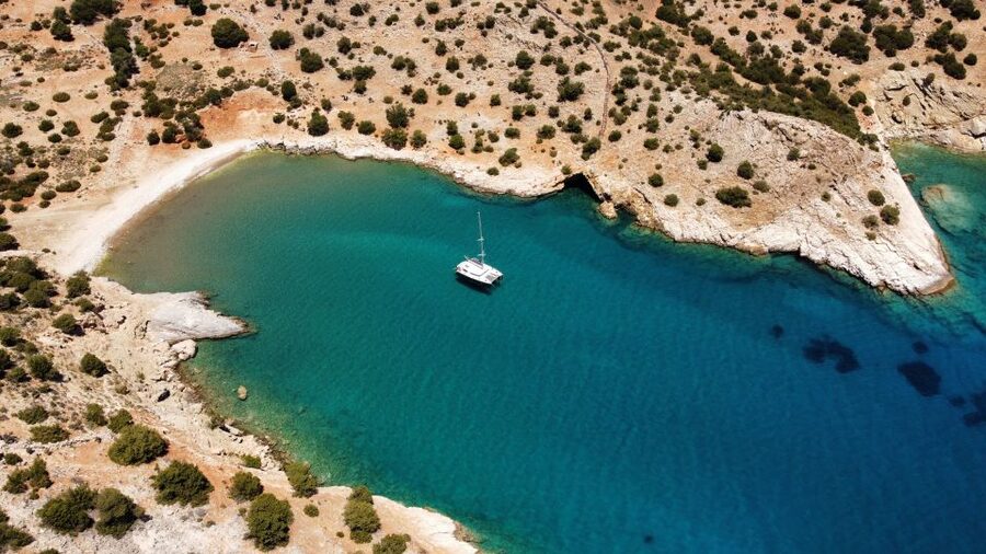 Naxos: Catamaran Cruise with Lunch & Drinks - Swimming and snorkeling at the stops