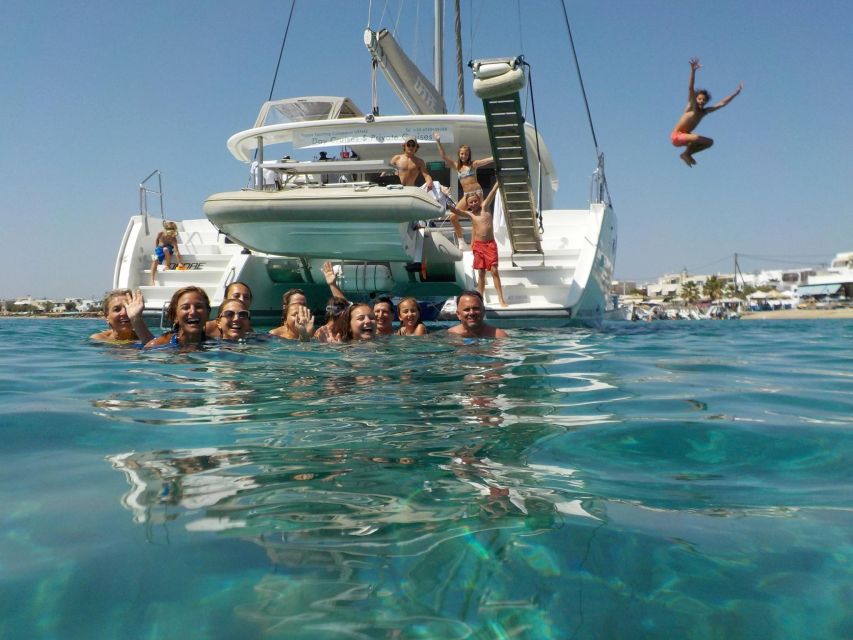 Naxos: Catamaran Cruise with Swim Stops, Food, and Drinks - Lunch, coffee, and drinks on the water