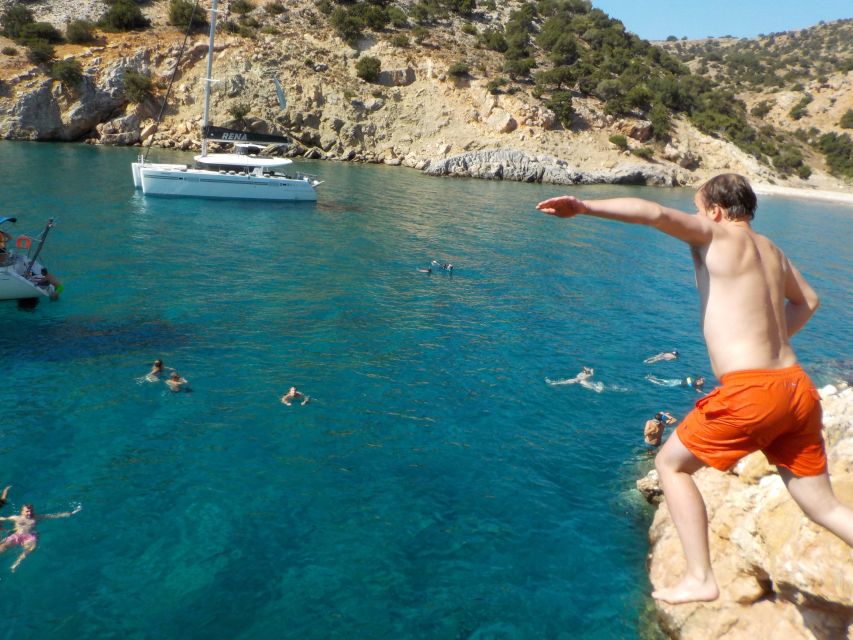 Naxos: Luxury Catamaran Day Trip with Lunch and Drinks - Should you book it?