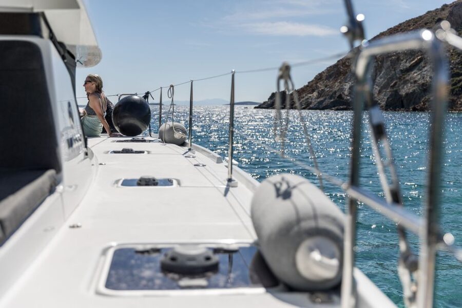 Naxos: Luxury Catamaran Day Trip with Lunch and Drinks - Setting sail from Naxos Marina at 9:30 AM