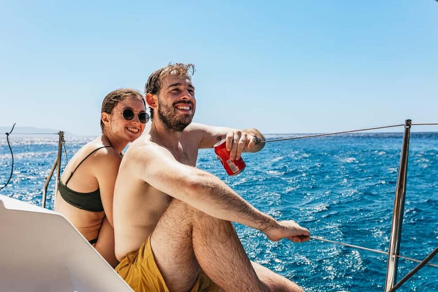 Naxos: Sailing Cruise with Lunch & Drinks - Lunch, fruit, and drinks on board
