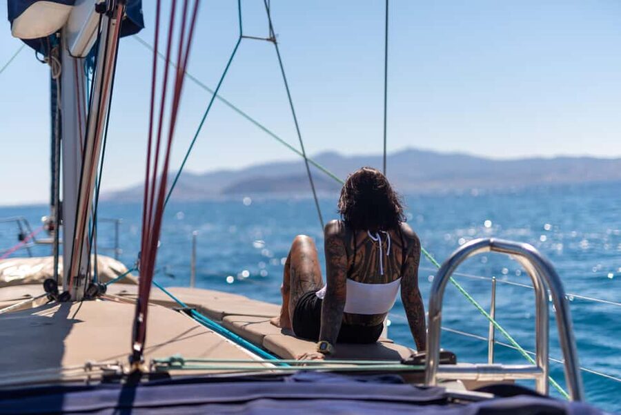 Naxos: Small Cyclades Sailing Trip with Lunch & Drinks - Who should book this sailing day?