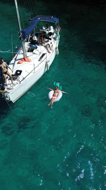 New Sailing / Boat Tour All Included - Tapas and unlimited drinks on board