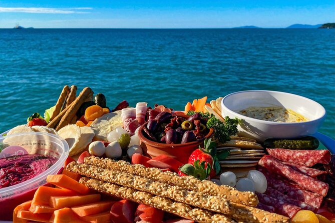 NEW SUNSET TOUR-Airlie Beach Sunset Sail in Style- BYO drinks - Airlie Beach and Cannonvale after dark