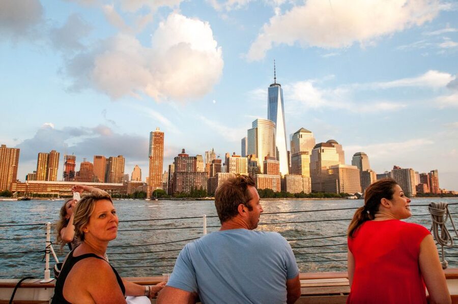 New York City: Sunset Sail Aboard a Schooner - The skyline at sunset and after dark