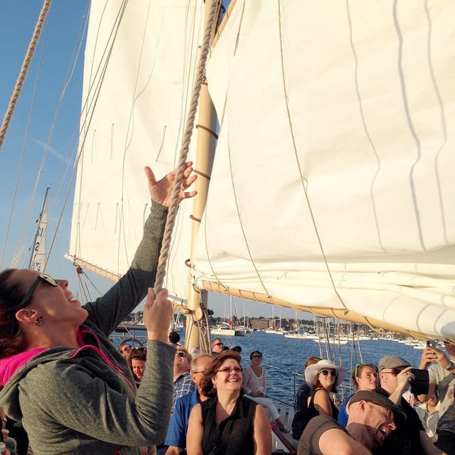 Newport: Day Sail on Narragansett Bay aboard Aquidneck - Leaving Bowen’s Wharf on Aquidneck