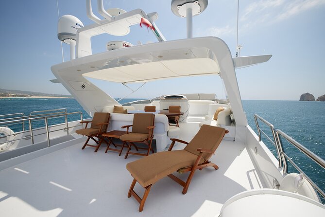 Number Juan 100ft Yacht Azimut Rental - The crew makes the difference