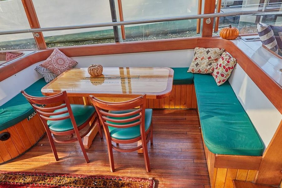 NYC: Evening Jazz Cruise on the Yacht Manhattan - The Boat Band and the music program