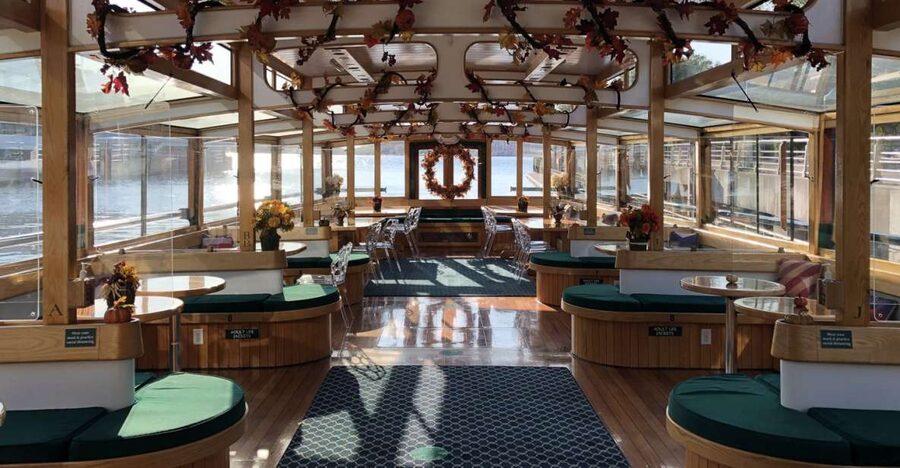 NYC: Grand Palisades Fall Foliage Yacht Tour - The George Washington Bridge and Hudson Palisades