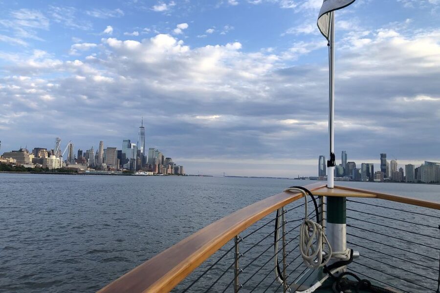 NYC: Grand Palisades Fall Foliage Yacht Tour - Practical advice for a better afternoon