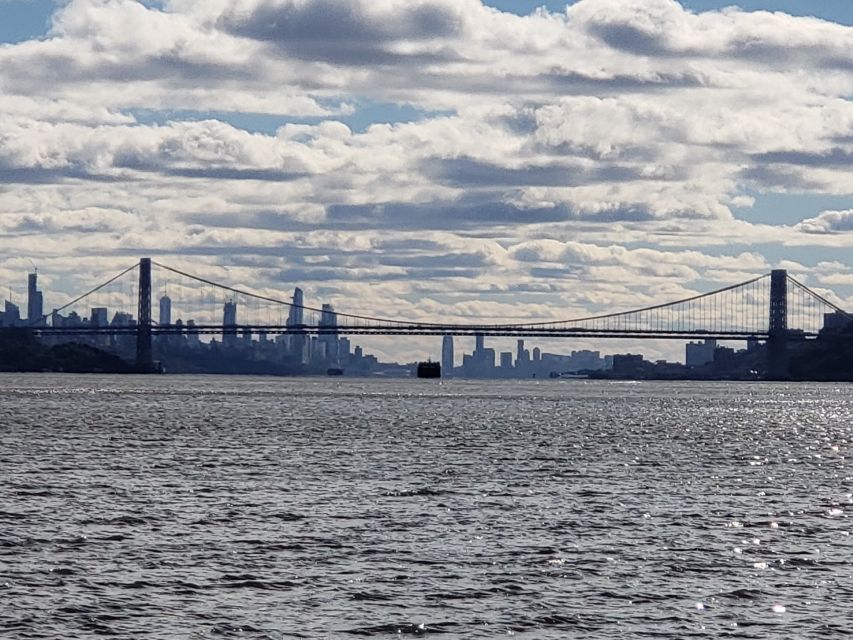 NYC: Hudson River Fall Foliage Yacht Tour - Is $110 a fair price for 150 minutes?
