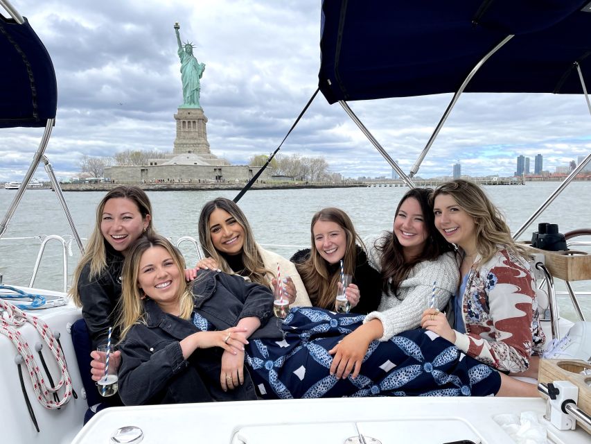 NYC: Private Champagne Sail to the Statue of Liberty - Governors Island and the return to Chelsea Piers
