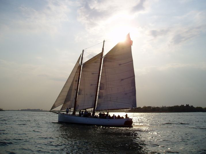 NYC: Sunset Sail Aboard Schooner Adirondack - Who should book this sailing?