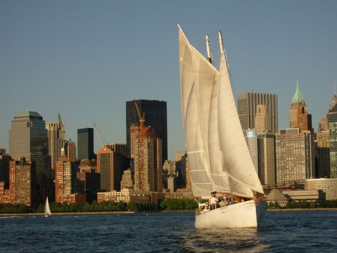 NYC: Sunset Sail Aboard Schooner Adirondack - Drinks, blankets, and the small comforts