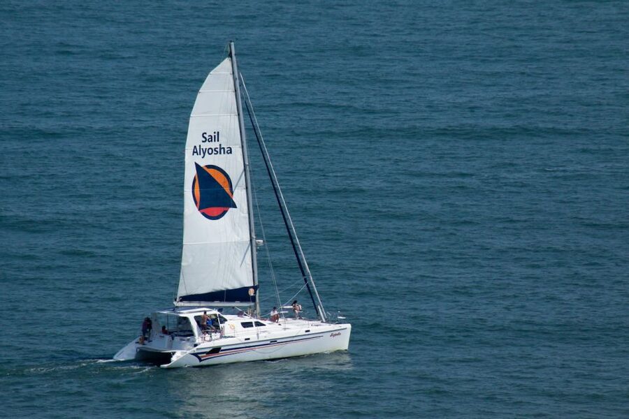Ocean City: Sailing Catamaran Cruise with Crew - Choosing between Assateague waters and the Atlantic