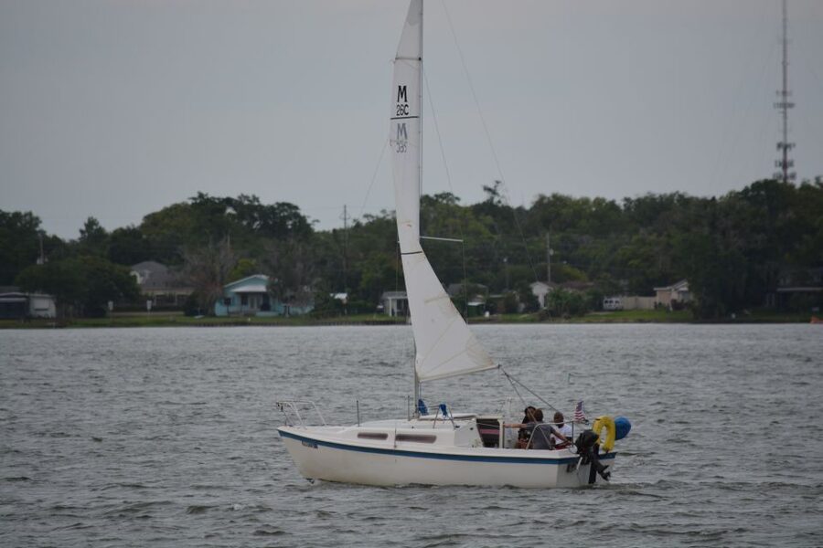 Orlando: Private Sunset Sailing Trip on Lake Fairview - Getting comfortable aboard the 25-foot MacGregor