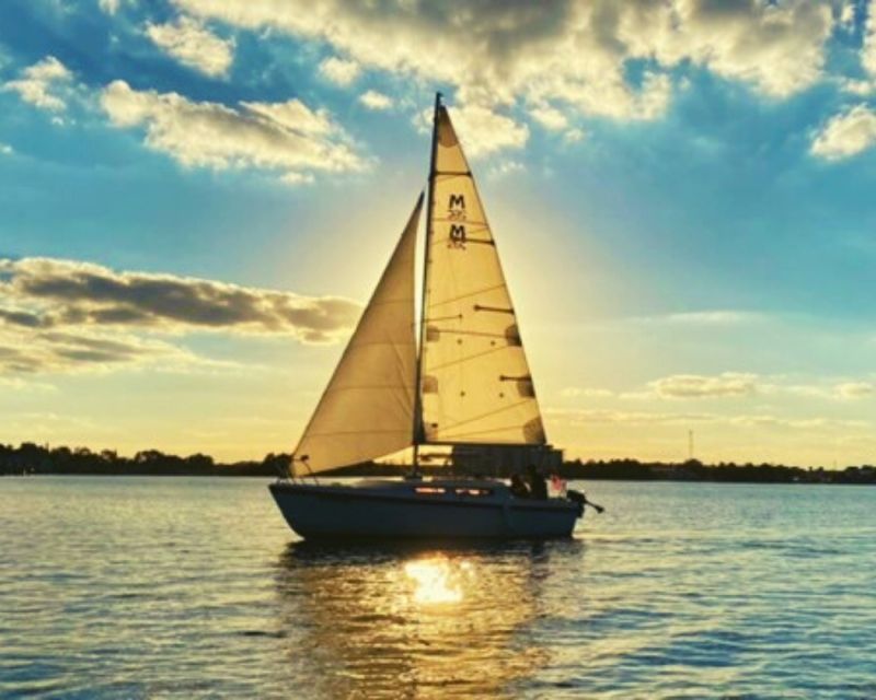 Orlando: Private Sunset Sailing Trip on Lake Fairview - The first part of the sail: learning the boat