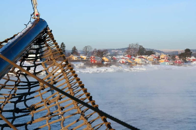 Oslo: Oslo Fjord Sightseeing Cruise by Sailing Ship - Returning through the fjord