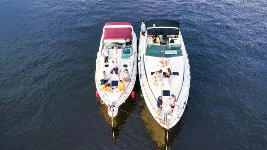 Ottawa: Downtown Yacht Cruise - Wed-Sun @ 6PM - 75 Minutes - A 6PM departure built for atmosphere