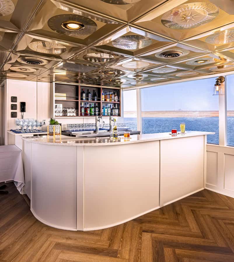 Page: Wahweap Bay Canyon Princess Yacht Dinner Cruise - Two hours aboard the Canyon Princess