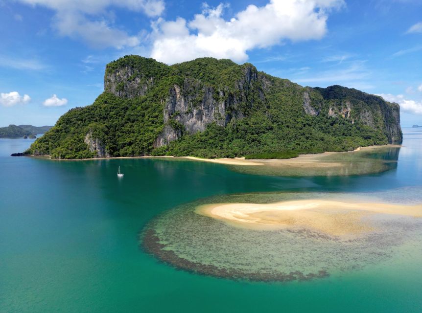 Palawan: Private Sailing Yacht Cruise in El Nido - Afternoon at Lagen Island
