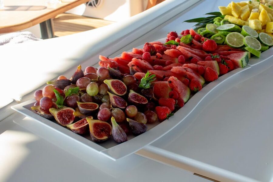 Palma: Cueva Verde and Cala Vella Catamaran Cruise with BBQ - Should you book the Oasis Catamaran cruise?