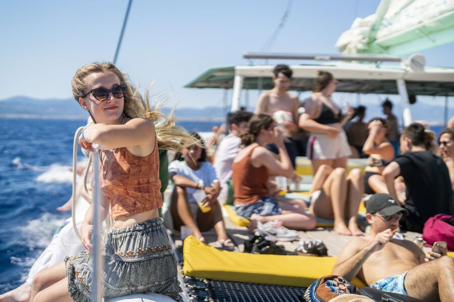 Palma de Mallorca: 5-Hour Catamaran Cruise with Lunch & Swim - What the barbecue lunch includes