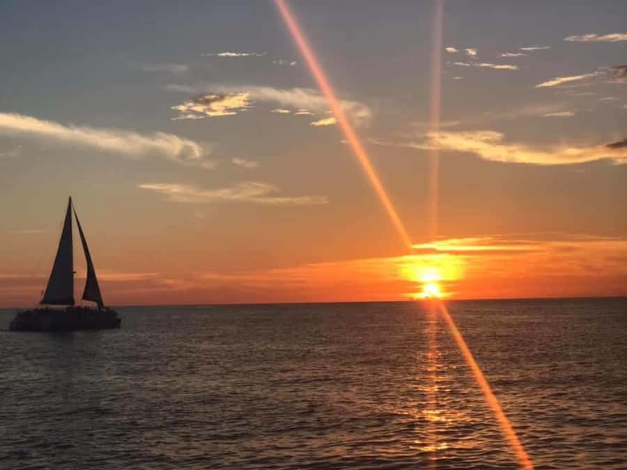 Panama City Beach: Sunset Sail on the Privateer Catamaran - Watching the Gulf turn gold and pink