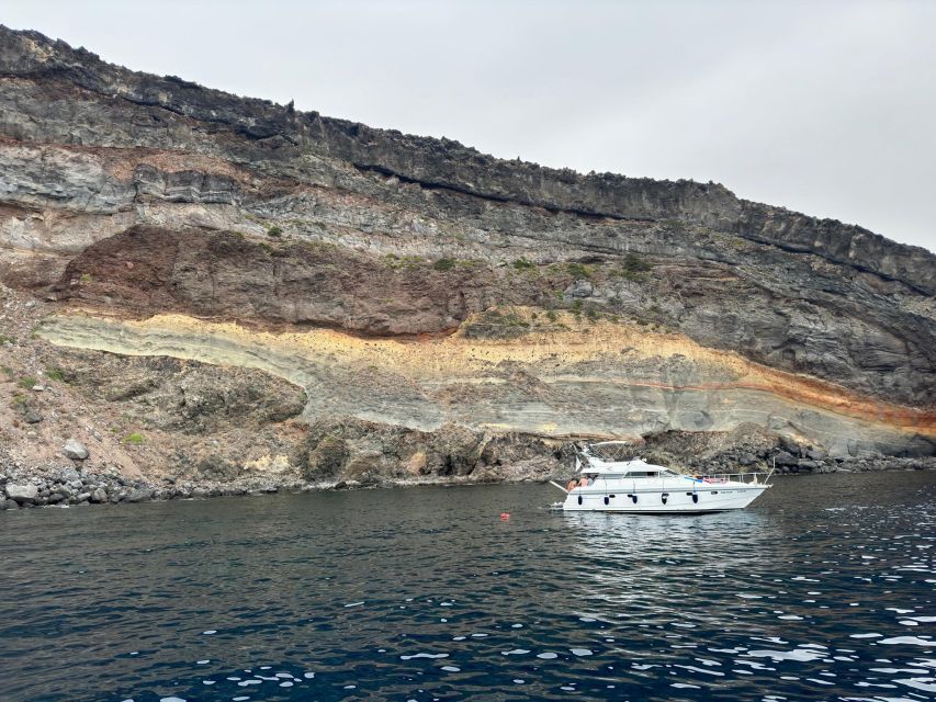 Pantelleria Island: Isola Tour in Yacht with Simone & Luck - The yacht layout and what it means for your day