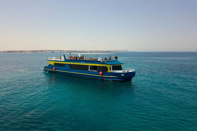 Paradise Catamaran Conquest 2 Hours Semi Submarine & snorkeling - Hurghada - What the two-hour Red Sea outing is really like