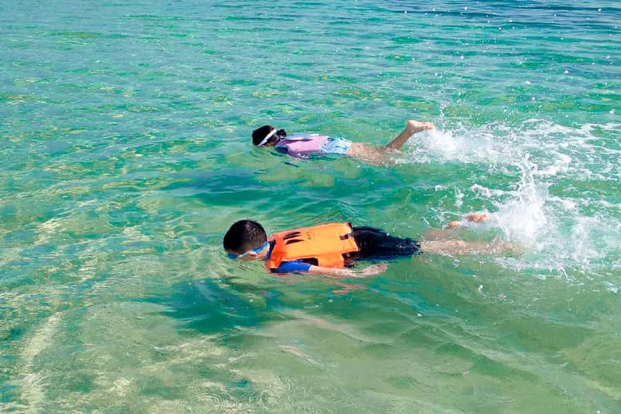Pattaya: 3-Island Hopping Sunset Yacht & Buffet with Live DJ - How good is the value at $79?