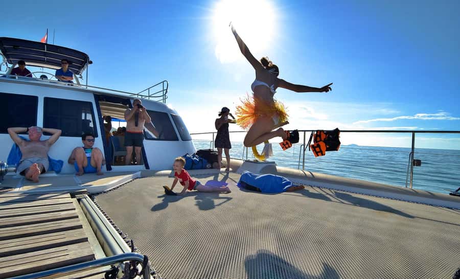 Pattaya: 3 Islands Catamaran Tour with Buffet Lunch - Should you book this Pattaya catamaran day?