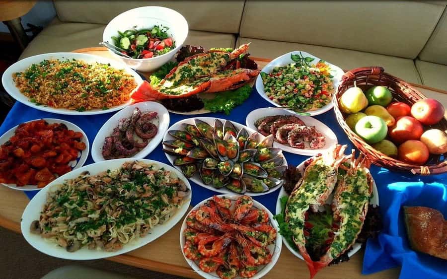 Pattaya: 3 Islands Catamaran Tour with Buffet Lunch - Leaving Pattaya through Ocean Marina Jomtien