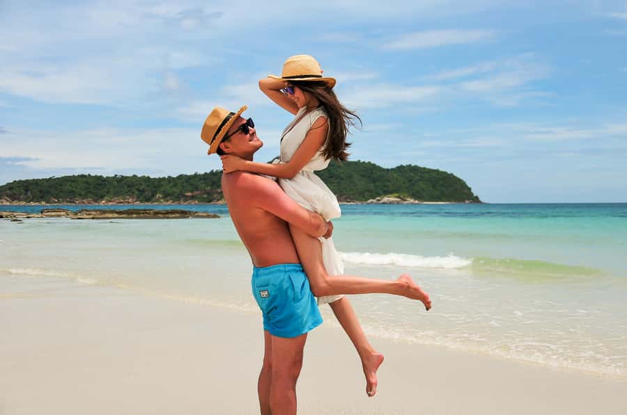Pattaya: Exclusive 3-Island Catamaran Tour with Buffet Lunch - Who should book this catamaran day