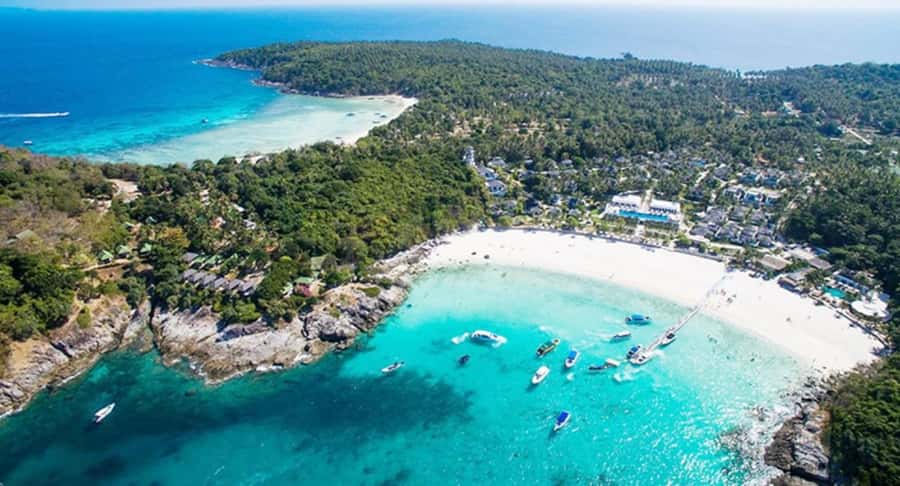Phuket: Coral and Racha lslands Catamaran Tour with Lunch - Why the 22-person Aeolos catamaran matters