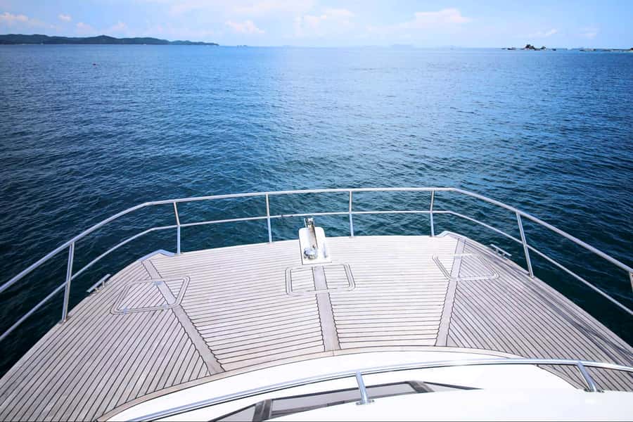 Phuket/Khao Lak: Similan Islands Luxury Catamaran Experience - Lunch on board, then the first snorkeling session