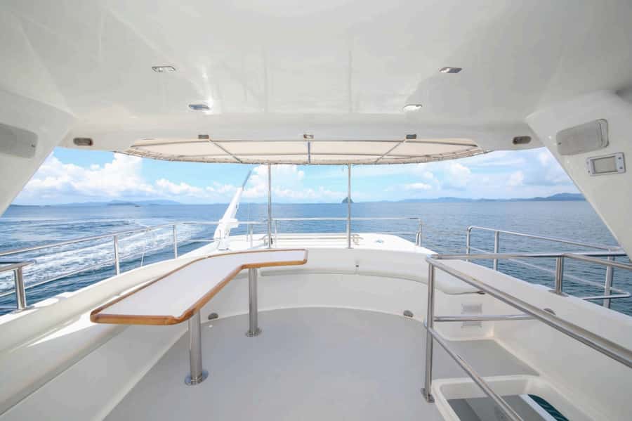 Phuket/Khao Lak: Similan Islands Luxury Catamaran Experience - Islands 7 and 9: two different kinds of water time