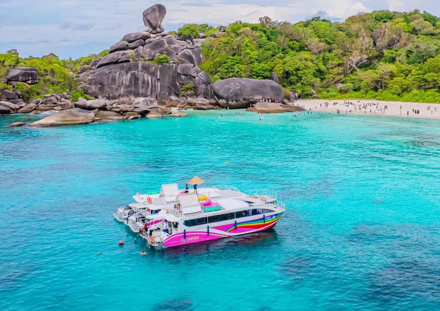 Phuket/Khaolak: Similan Islands Speed Catamaran Premium Trip - The Catamaran Crossing and Sea Conditions