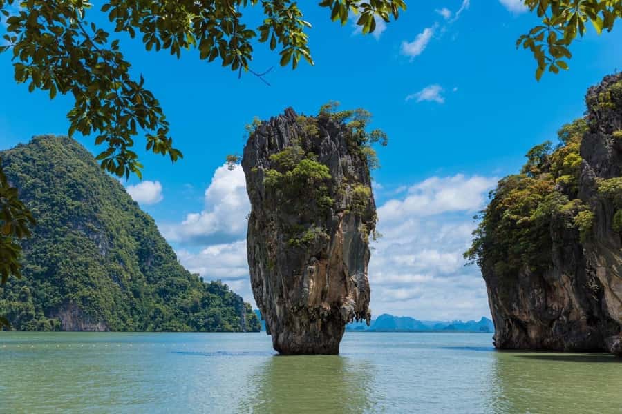 Phuket : Phang Nga Bay James Bond Islands By Speed Catamaran - Canoeing around Hong Island’s limestone caves